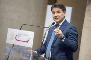 Per difendere il Superbonus Conte blocca gli aiuti a famiglie e imprese