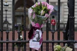 Quando saranno i funerali della Regina Elisabetta: la cerimonia e la sepoltura vicino al Principe Filippo