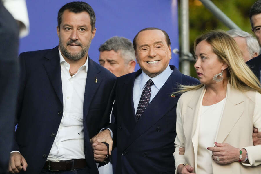 Meloni e la grana ministri, la premier in pectore spinge sui tecnici con Salvini-Berlusconi in rivolta: ai due alleati poche caselle da occupare