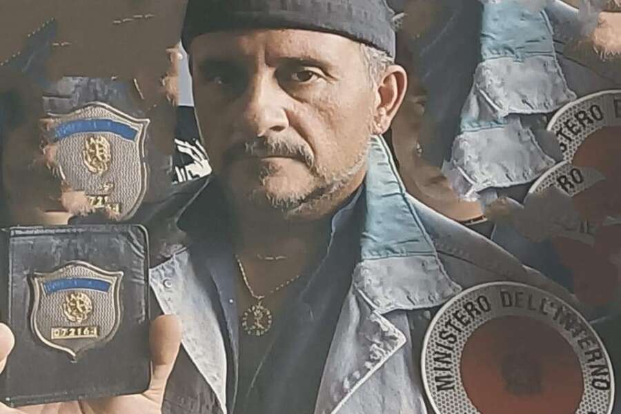 Incidente in moto, Napoli piange il poliziotto Vincenzo ‘o mastone: “Storia e leggenda dei Falchi”
