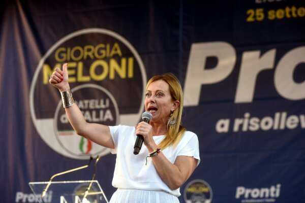 Il Corriere della Sera sdogana Giorgia Meloni, Galli della Loggia e il suo trasformismo