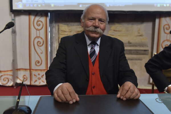 “La Russia sta arretrando, ma ha perso qualche battaglia non la guerra”, intervista al generale Cucchi “La Russia sta arretrando, ma ha perso qualche battaglia non la guerra”, intervista al generale Cucchi