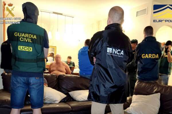 Arrestato Johnny Morrisey, ‘re’ del riciclaggio in Europa: il denaro ripulito col metodo ‘Hawala’