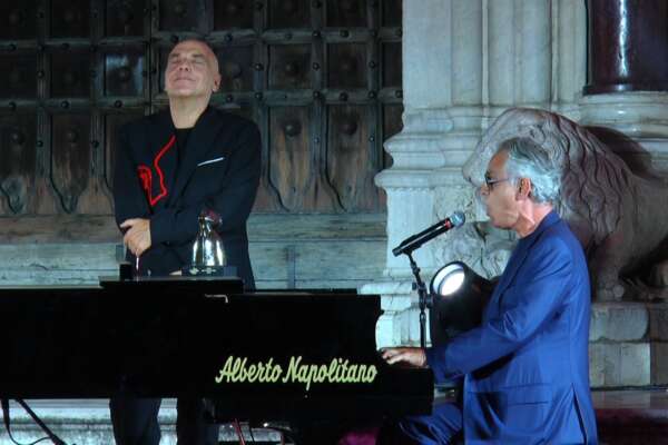 Premio San Gennaro World, il direttore artistico Gianni Simioli: “San Gennaro appartiene alla città, da quest’anno diventa itinerante”