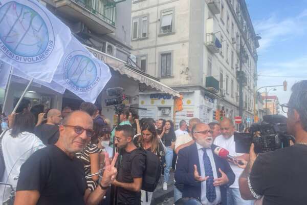 Avete visto l’inferno in cella, adesso cari politici attivatevi per fermare le stragi in carcere