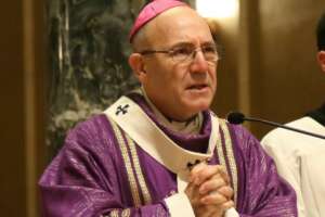 “Scuola, trasporti, sanità: giovani a piedi nel sud abbandonato”, l’appello di monsignor Accrocca