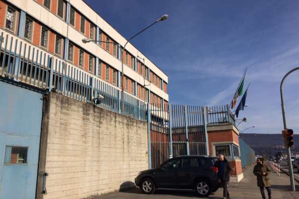 Carcere di Ivrea, 25 indagati per i pestaggi Carcere di Ivrea, 25 indagati per i pestaggi
