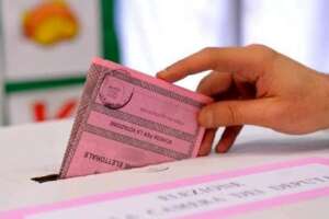 Astensionismo, se il rimedio è la democrazia senza partiti di Adriano Olivetti… Astensionismo, se il rimedio è la democrazia senza partiti di Adriano Olivetti…