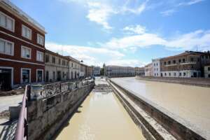 Alluvione nelle Marche, 40 anni di ritardi e opere incompiute per proteggersi dal fiume Misa