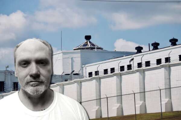 Gli ultimi minuti di James, il detenuto modello condannato a morte: “Ha iniziato a russare, poi è volato via” Gli ultimi minuti di James, il detenuto modello condannato a morte: “Ha iniziato a russare, poi è volato via”