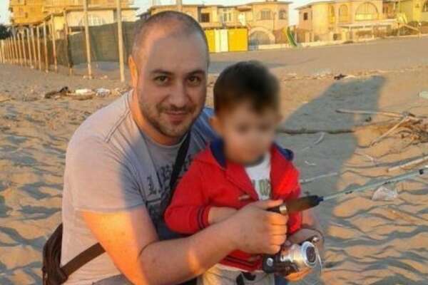 “Mio figlio ‘sequestrato’ dalla madre, è in Ucraina in guerra”, l’appello di un genitore napoletano