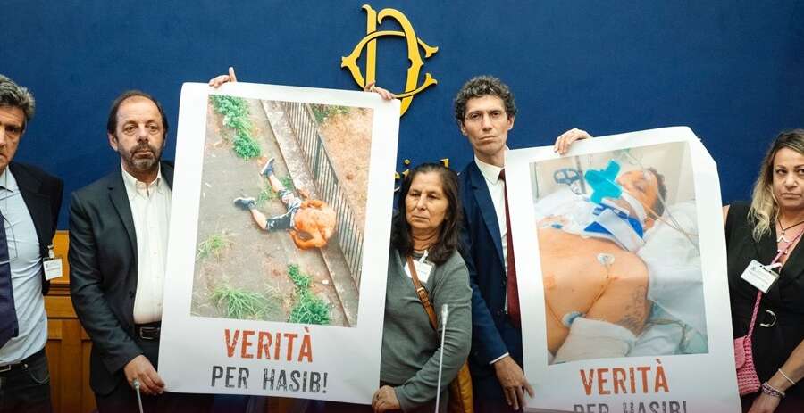 Hasib, il blitz in casa senza mandato e il volo dalla finestra. La vicina: “I poliziotti erano già lì”