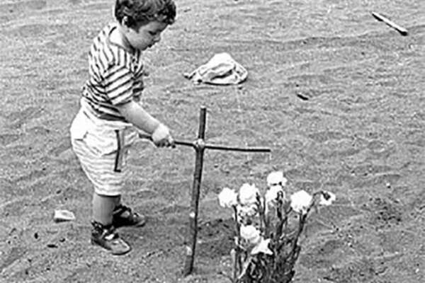 Barbara e Nunzia, le bimbe uccise nel massacro di Ponticelli: e se i tre operai fossero innocenti?