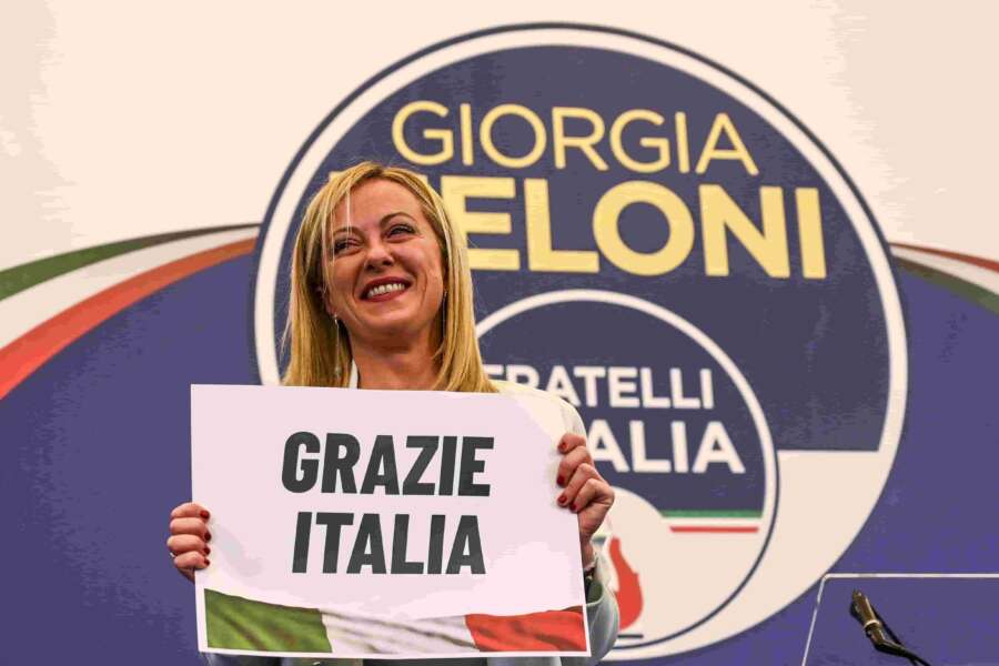 Elezioni politiche 2022, Meloni primo partito e Pd sotto il 20%. Letta annuncia il congresso: “Non mi candido, faremo opposizione dura”