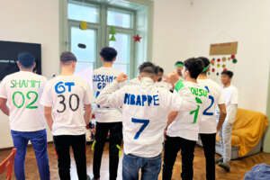 Boom di minori in comunità: l’infanzia negata tra reati, violenze e degrado