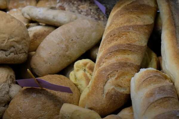 “Il prezzo del pane può arrivare a 6 euro al chilo”, l’allarme dei panificatori campani