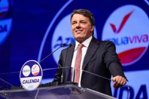 Renzi attacca gli ex giallo-rossi: “Conte irresponsabile e da Letta strategia suicida, la partita è tra Meloni e Draghi”