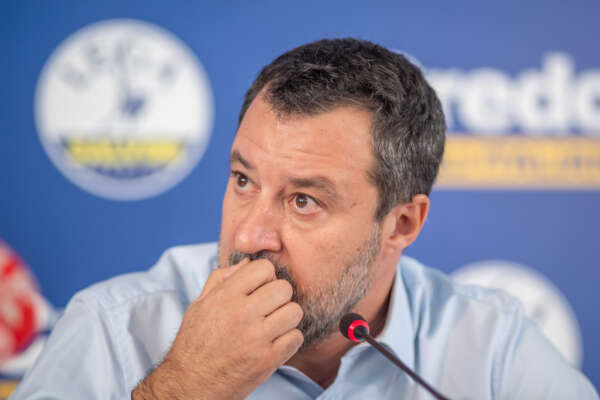 Flop Salvini, nella Lega è già resa dei conti: governisti, salviniani e nordisti allo scontro nel consiglio federale Flop Salvini, nella Lega è già resa dei conti: governisti, salviniani e nordisti allo scontro nel consiglio federale