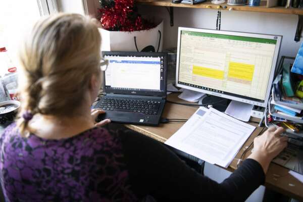 Smart working prorogato, la novità dal decreto Aiuti bis: fino al 31 dicembre per fragili e chi ha figli under 14