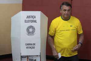 Elezioni presidenziali in Brasile, Lula in vantaggio ma teme l’onda evangelica di Bolsonaro