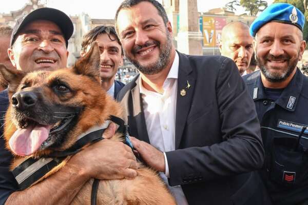 La Lega riparte… da Salvini, nella lista dei ministeri graditi c’è anche la Giustizia: “Matteo candidato naturale al Viminale”