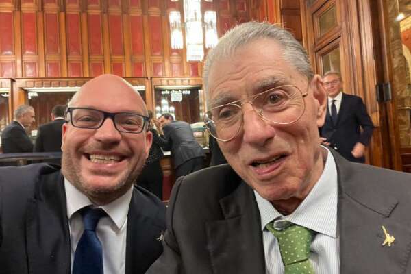 Chi è Lorenzo Fontana, candidato alla presidenza della Camera: le preghiere, l’aborto primo femminicidio e la stima per Putin e Orban