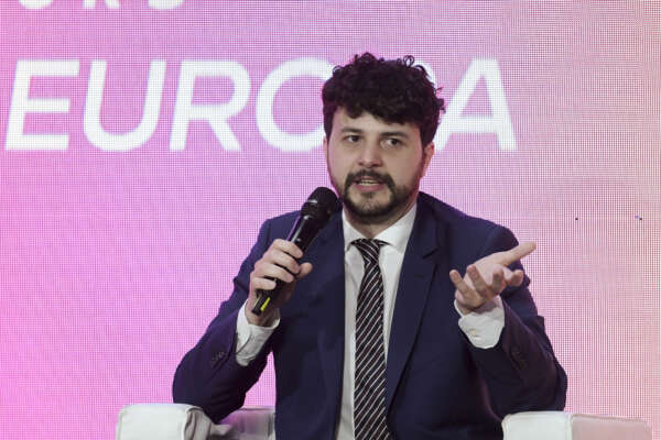 Intervista a Brando Benifei: “La parola socialismo nel Pd va detta a voce alta”
