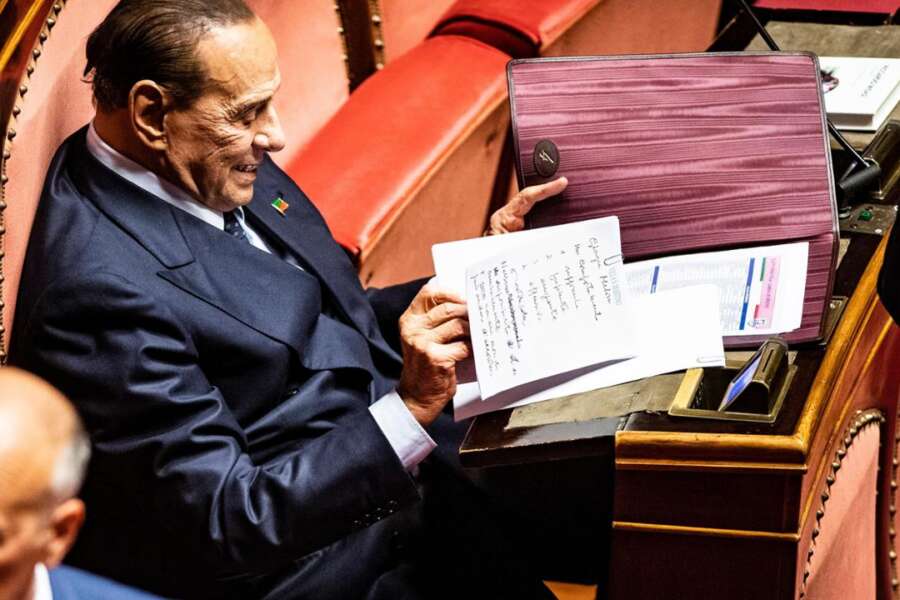 Gli strappi della Meloni hanno messo Berlusconi in allarme, la rottura nel centrodestra è difficile da sanare