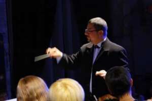 Offensiva di Kiev su Kherson, la denuncia per la morte del direttore d’orchestra: “Ucciso dagli occupanti russi”