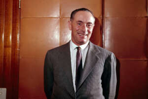 Chi era Enrico Mattei: la storia del Presidente dell’ENI e del più grande mistero della storia d’Italia