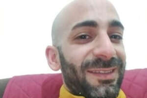 Barista massacrato a coltellate, Mario si era rifiutato di dare da bere a un cliente: fermato 20enne Barista massacrato a coltellate, Mario si era rifiutato di dare da bere a un cliente: fermato 20enne