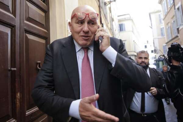 Crosetto ha ragione su magistratura e politica, serve un salto di qualità per evitare la “spallata giudiziaria”