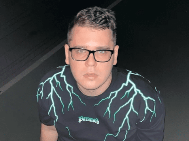 L’ultimo video del rapper russo Walkie morto suicida per non andare in guerra: “Siamo ostaggi di un maniaco”