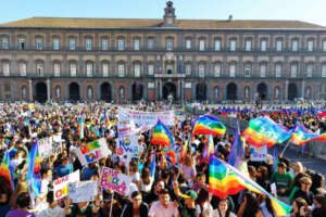 La manifestazione per la pace “uno spot di De Luca per il congresso Pd: ricorda de Magistris”