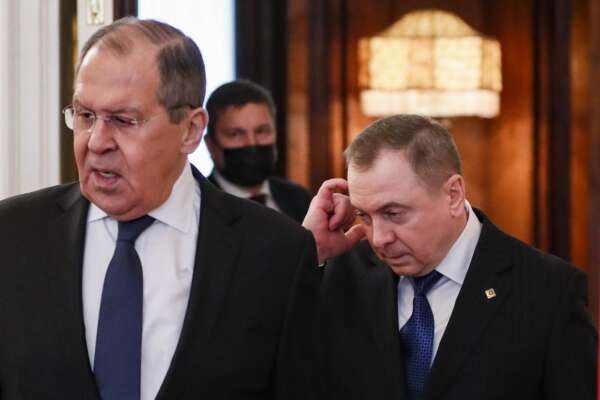 Chi ha ucciso Vladimir Makei, ministro degli Esteri bielorusso: “Avvelenato perché trattava la pace”