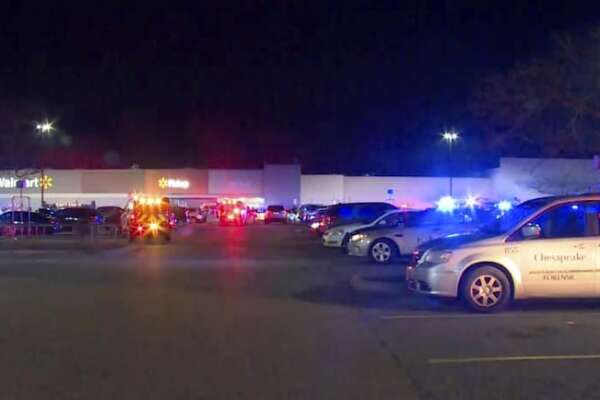 Carneficina al Walmart, la sparatoria in Virginia: “10 vittime, è stato il direttore del supermercato”
