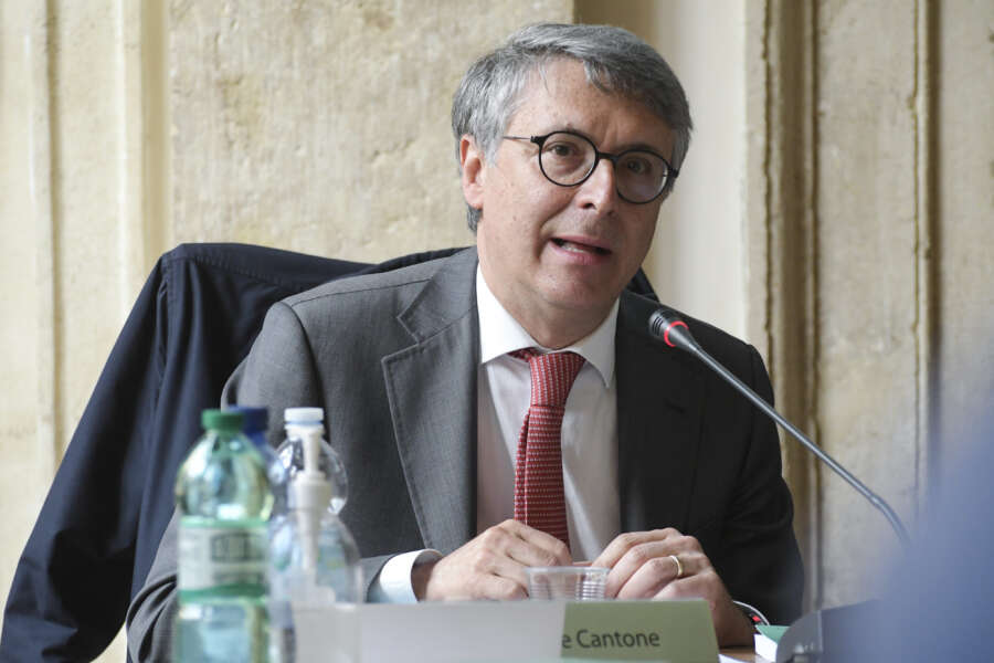 Loggia Ungheria, Cantone chiede l’archiviazione ma… non ha indagato