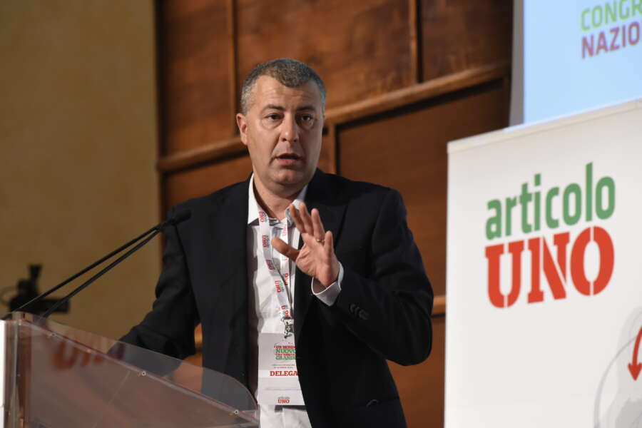 Intervista ad Arturo Scotto: “Ora una nuova sinistra, la bussola è il socialismo europeo”