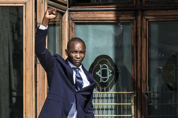 Chi è Aboubakar Soumahoro e perché è stato aggredito da tutti