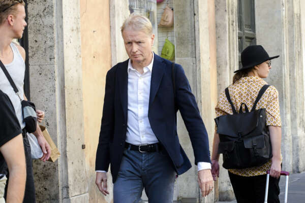 Malan e la caccia agli omosessuali, chi è il senatore meloniano che vive nel VI secolo Avanti Cristo Malan e la caccia agli omosessuali, chi è il senatore meloniano che vive nel VI secolo Avanti Cristo