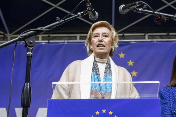 Il Pd e i nodi della candidatura Moratti: la scelta di Letta tra vivere e vincere Il Pd e i nodi della candidatura Moratti: la scelta di Letta tra vivere e vincere