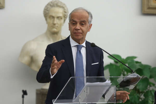 Sburocratizzare questa giustizia lumaca: gli avvocati scrivono al ministro Piantedosi