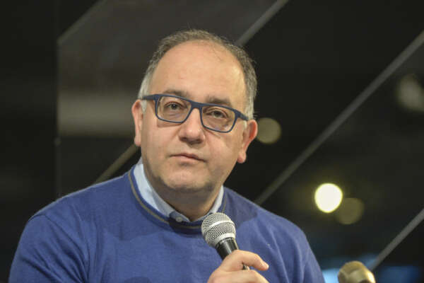 Reddito di cittadinanza ed evasione: “Il governo punisce chi prende 400 euro e non vede i professionisti che dichiarano poco”