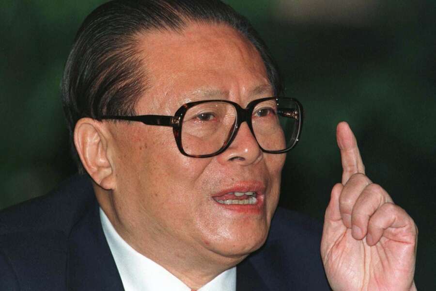 Morto l’ex presidente cinese Jang Zemin: fu il traghettatore del Paese da Tienanmen al Wto e artefice del boom economico