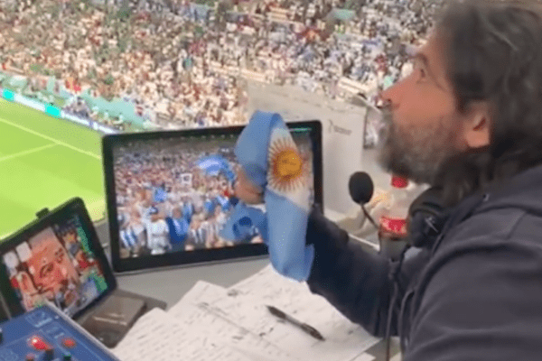 Adani, Messi e le critiche per la reazione al gol dell’Argentina: l’urlo sudamericano che sveglia la Rai