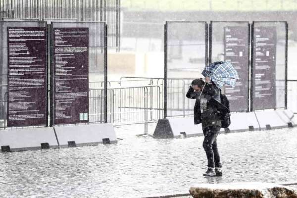 Previsioni meteo, in arrivo 10 giorni di pioggia: “Precipitazioni più abbondanti che da inizio anno”