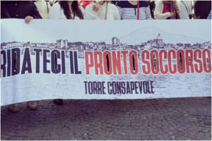 Area vesuviana senza ospedale, la protesta dei cittadini: “Ridateci la salute”