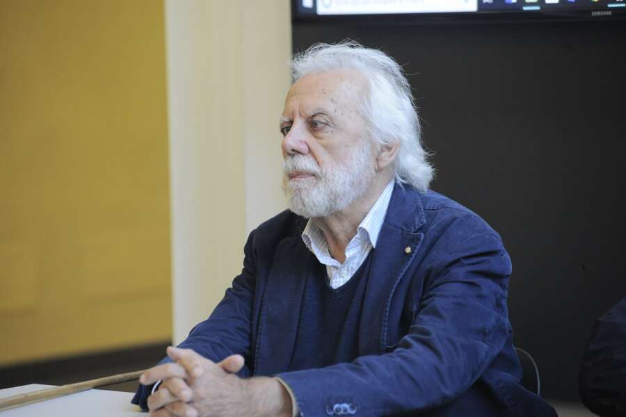 Morto Sergio Staino, si è spento il giornalista e vignettista dopo una lunga sofferenza