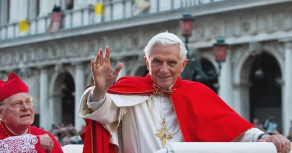 È morto Joseph Ratzinger, eletto Papa Benedetto XVI nel 2005 si dimise