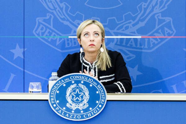 Il Natale caldo di Giorgia Meloni: tra piazze, sindacati e sanità la luna di miele è già finita